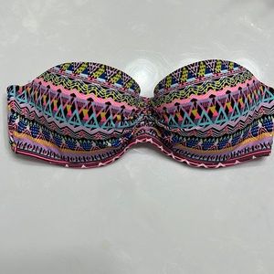 Victoria’s Secret size 32C  Bando/strapless bikini top.